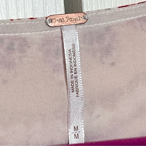 🌟HP🌟Free People Sunset Dreams Boho V-Neck Ruffled Bell Sleeve Tunic Top Medium - Picture 11 of 11